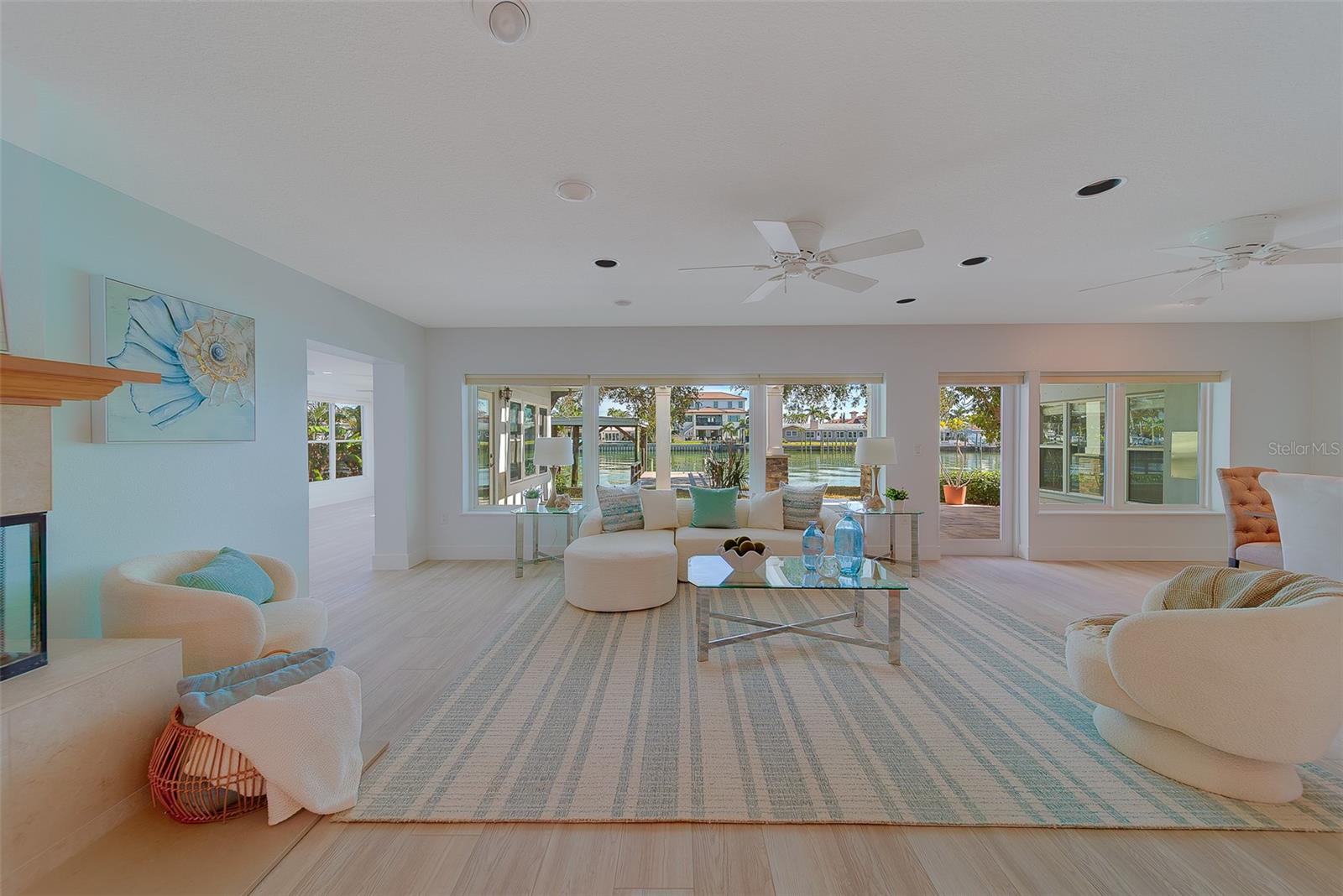 207 Midway Island, FL