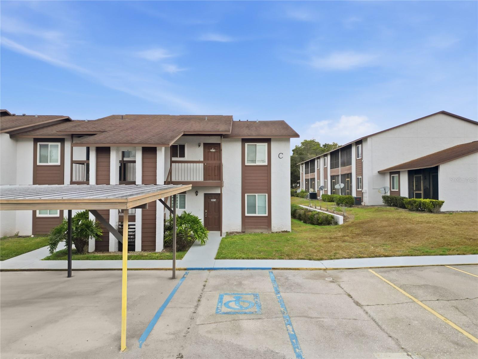 39132 County Road 54, FL