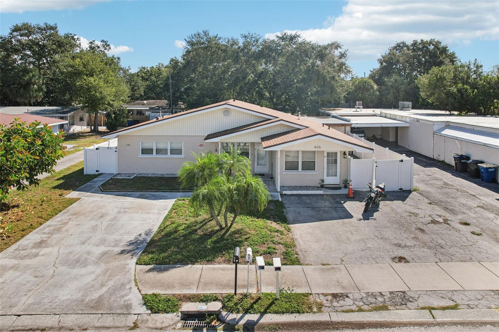 405 S Orion Ave, FL