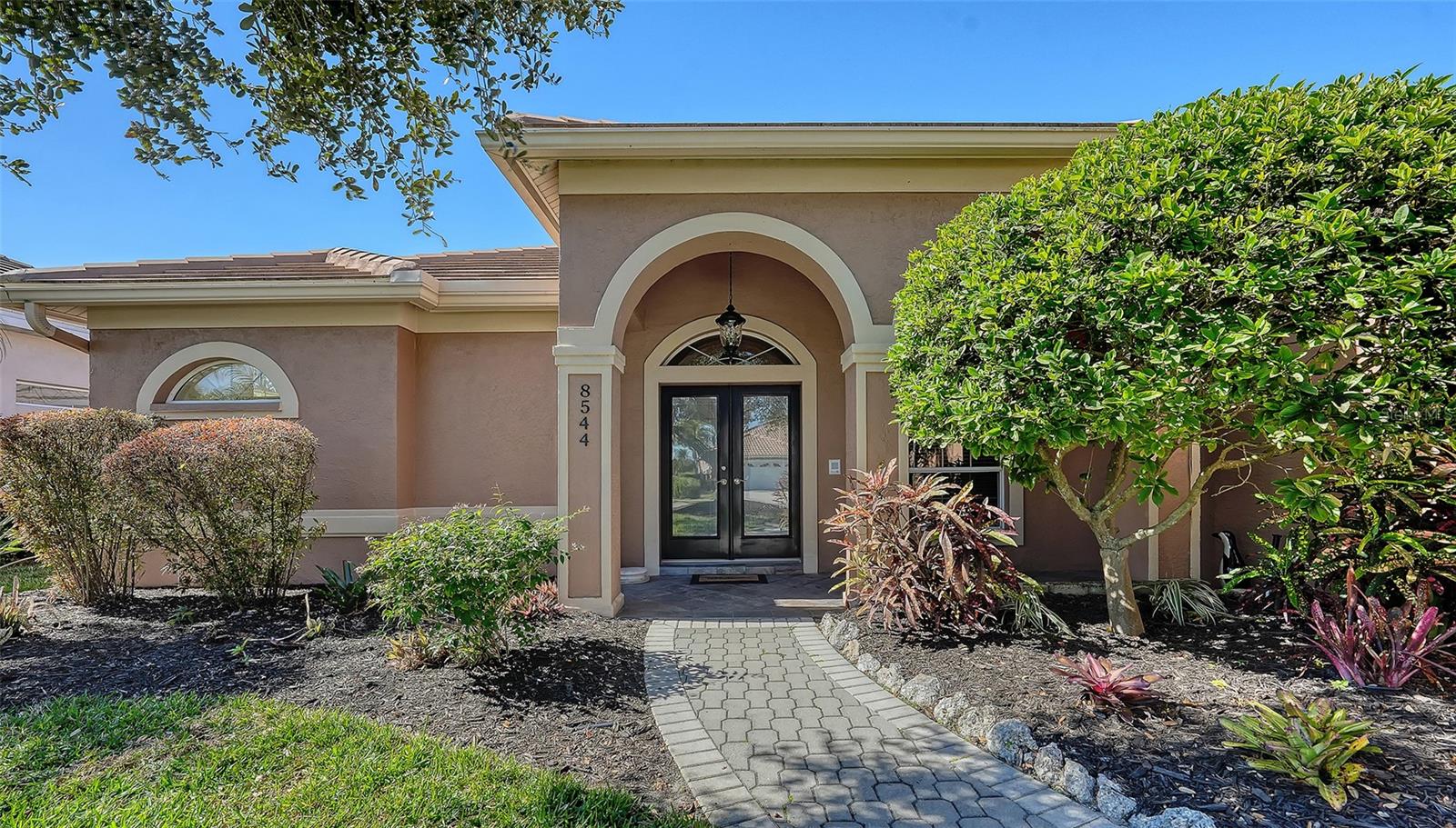 8544 Park Shore Lane, FL