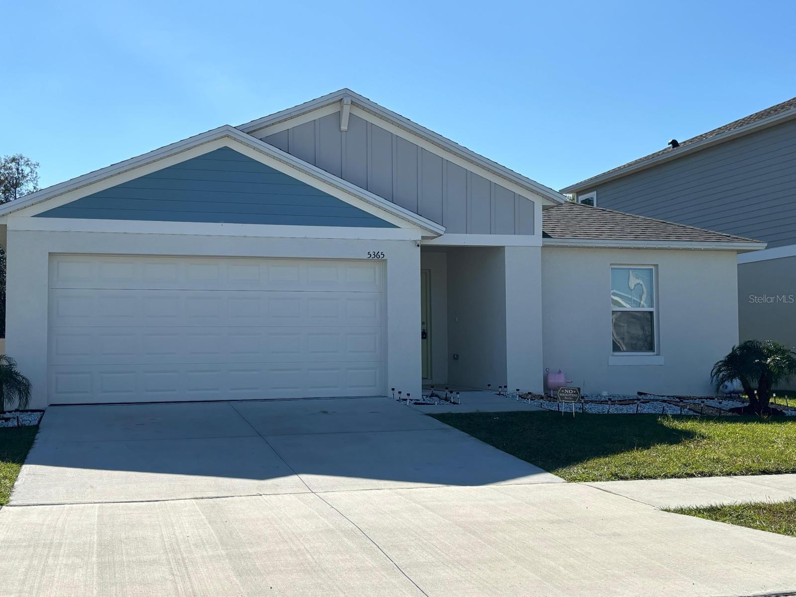 5365 Maddie Dr, FL