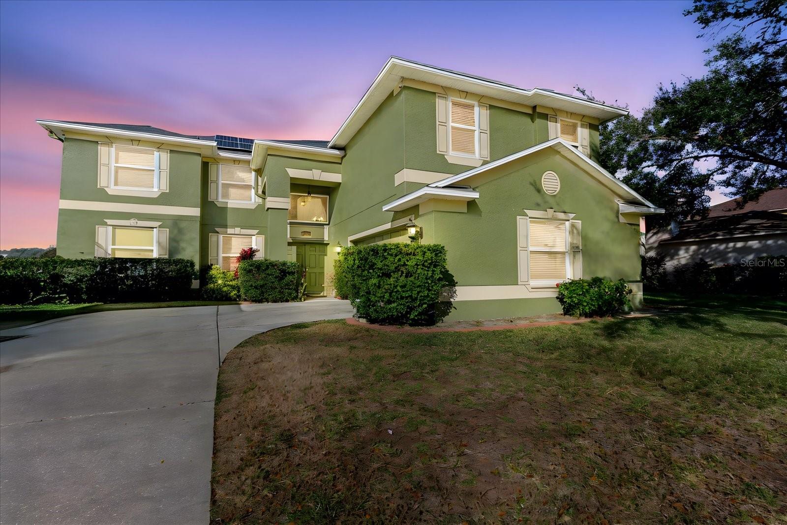 2717 Avon River Dr, FL