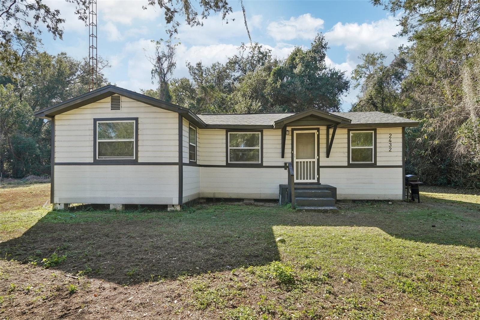 2432 2nd Street, FL