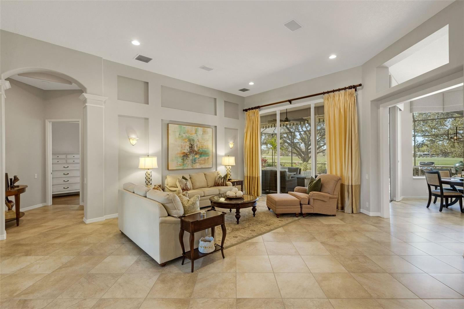 3194 Charles Macdonald Drive, FL