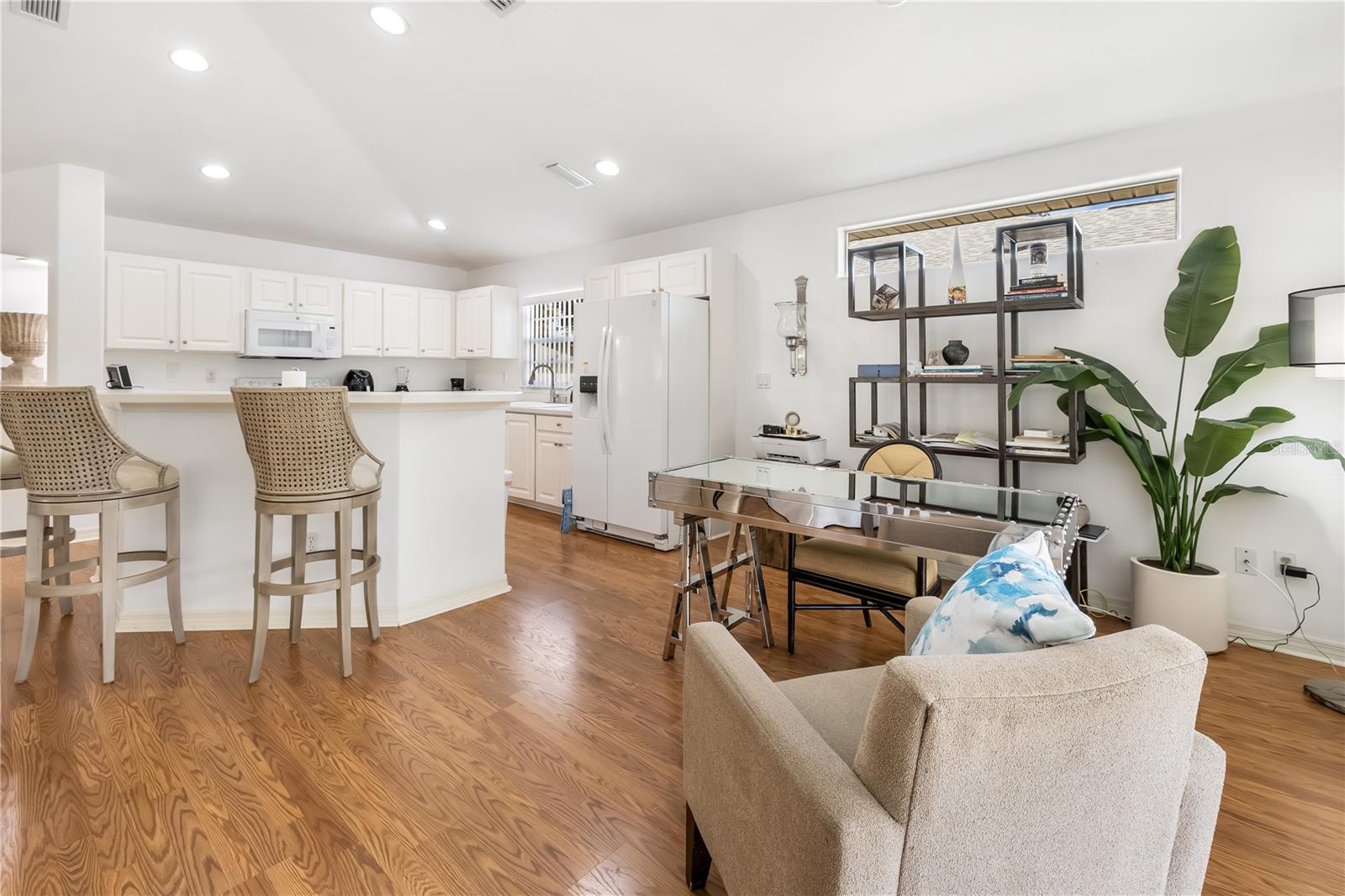 9 Sherrington Drive, FL