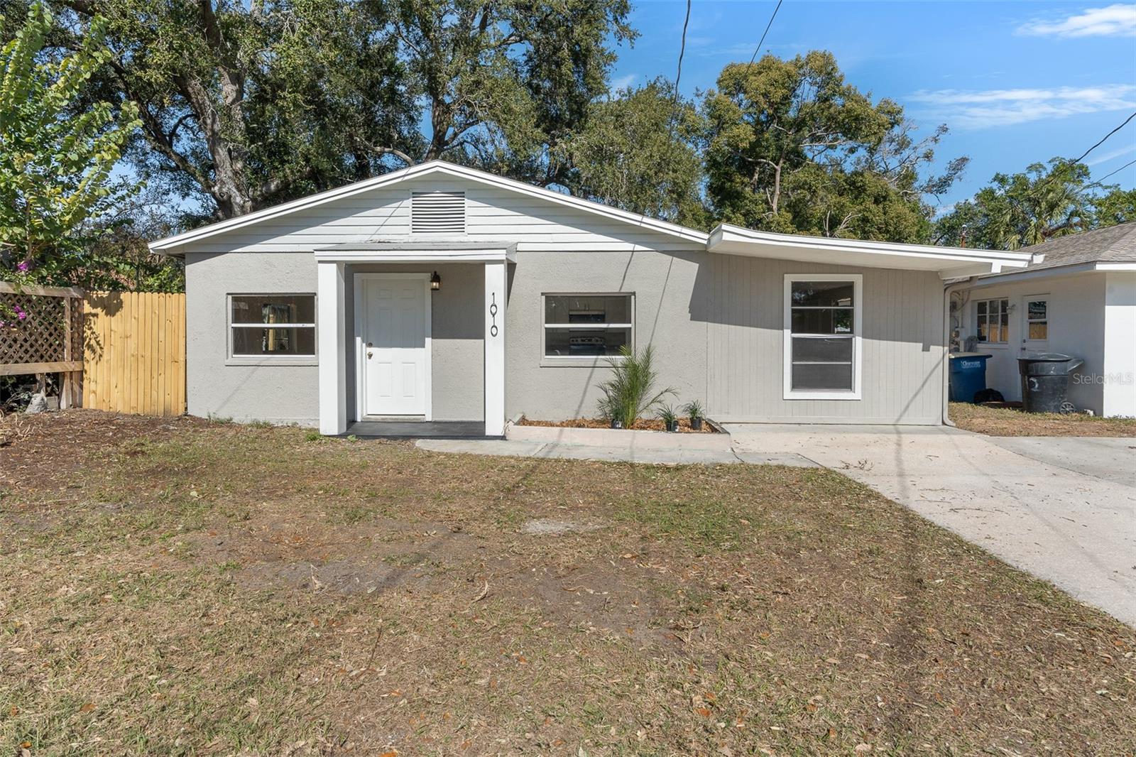 1010 Fairmont Street, FL