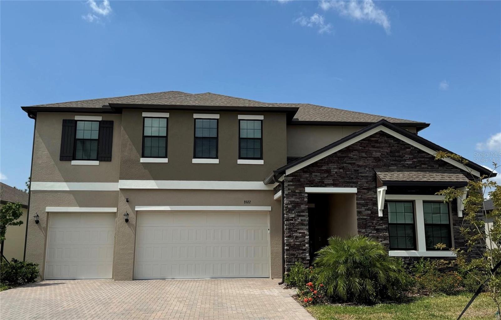 8922 Little Bluestem Dr, FL