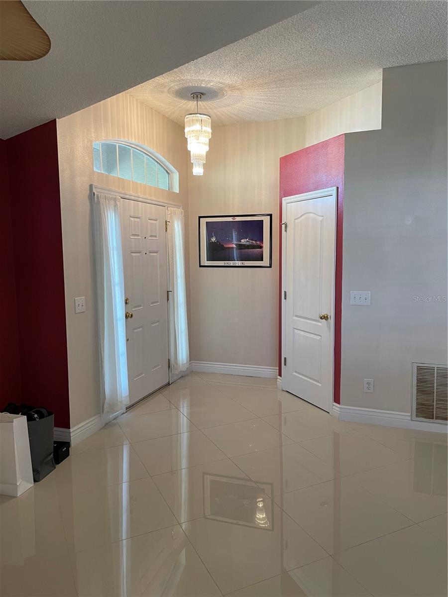 1270 Stationside Drive Drive, FL