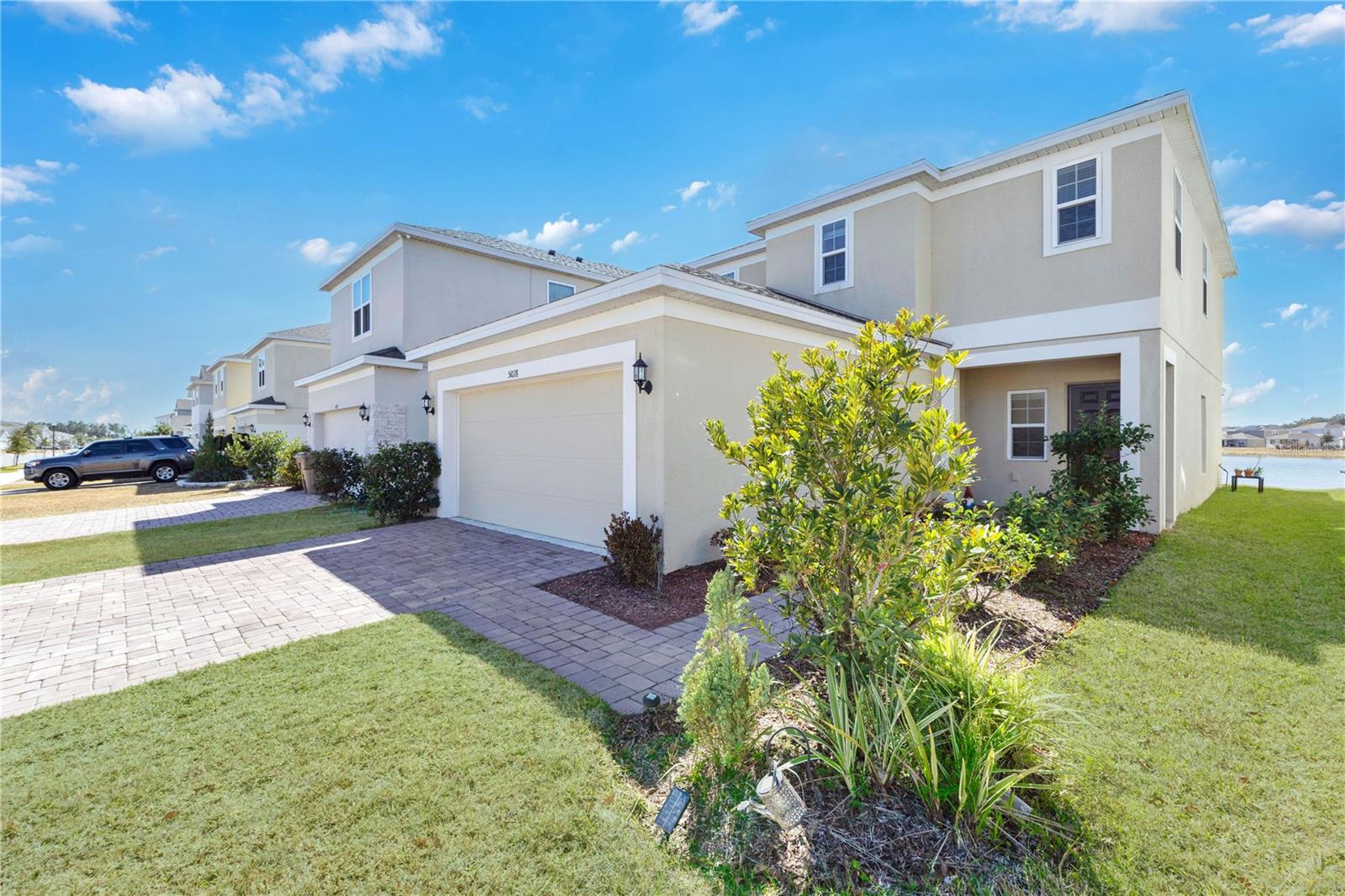 5018 Royal Point Ave, FL