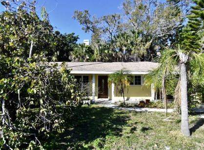 3904 Maravic Place, FL