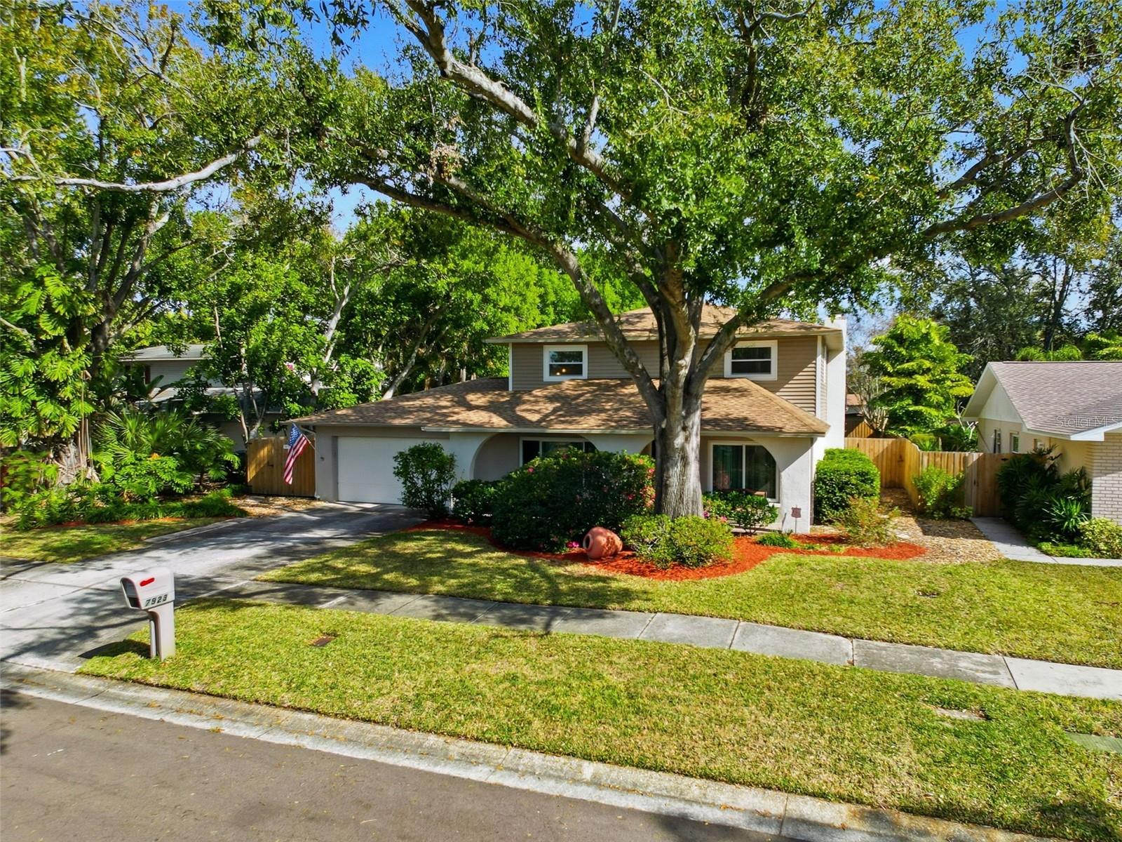 7923 Singing Court Place, FL