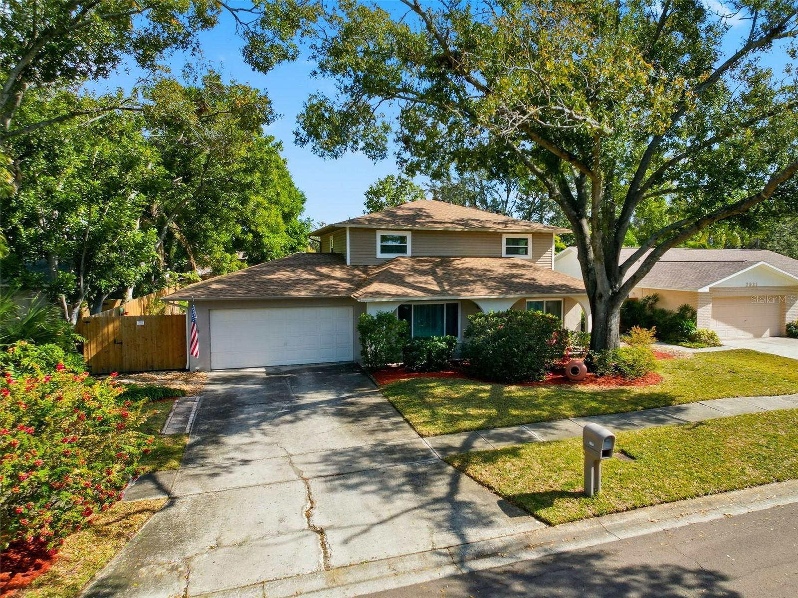 7923 Singing Court Place, FL
