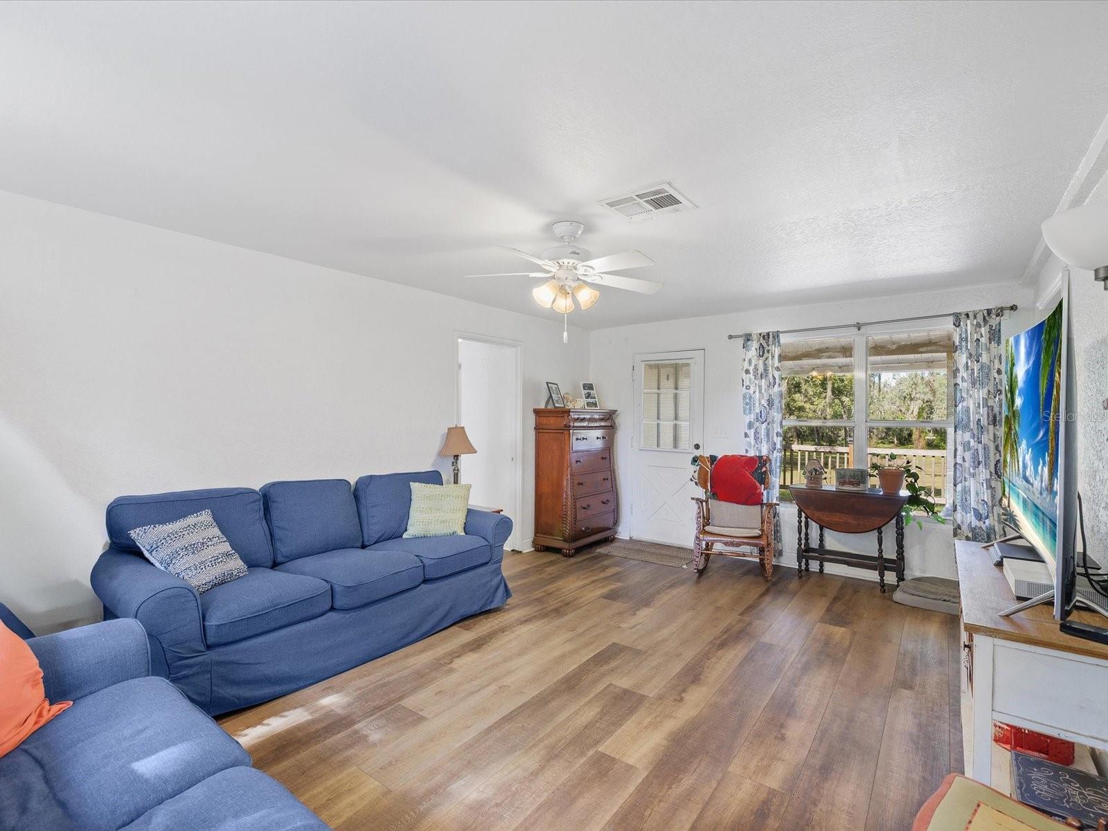 36228 Clinton Avenue, FL