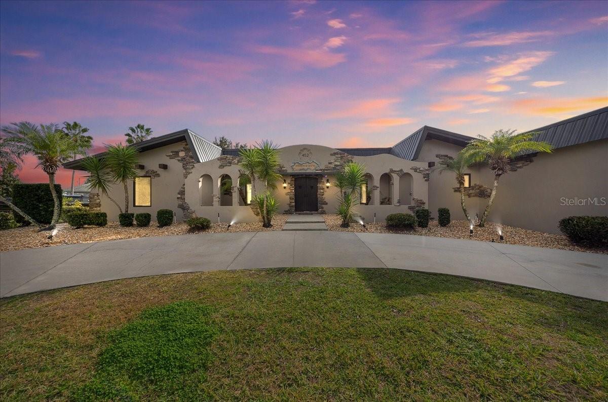 452 Se Paradise Point Rd, FL