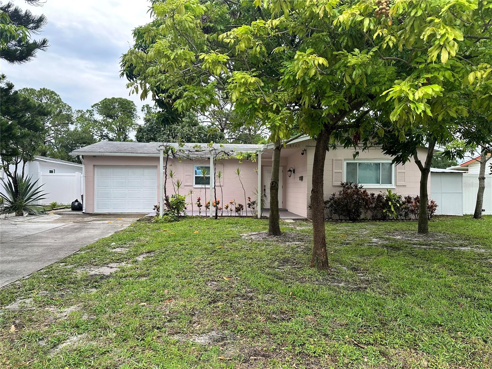 4361 72nd Terrace, FL
