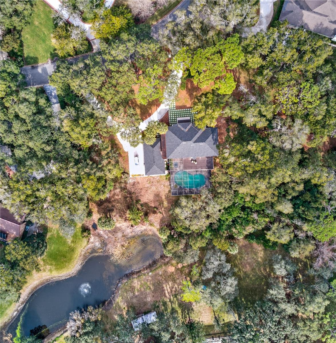 305 Sweetwater Club Circle, FL