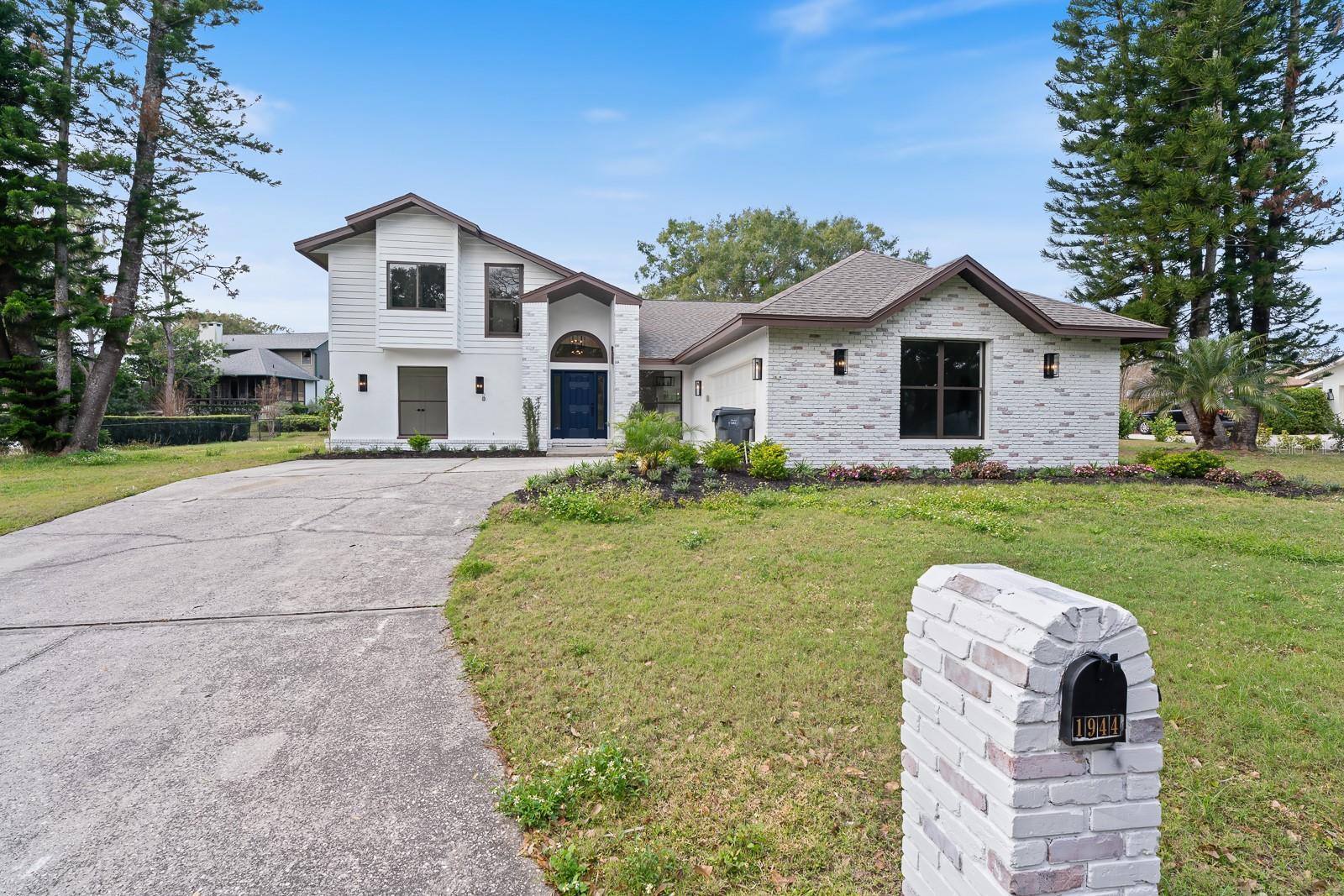 1944 Vista View Drive, FL