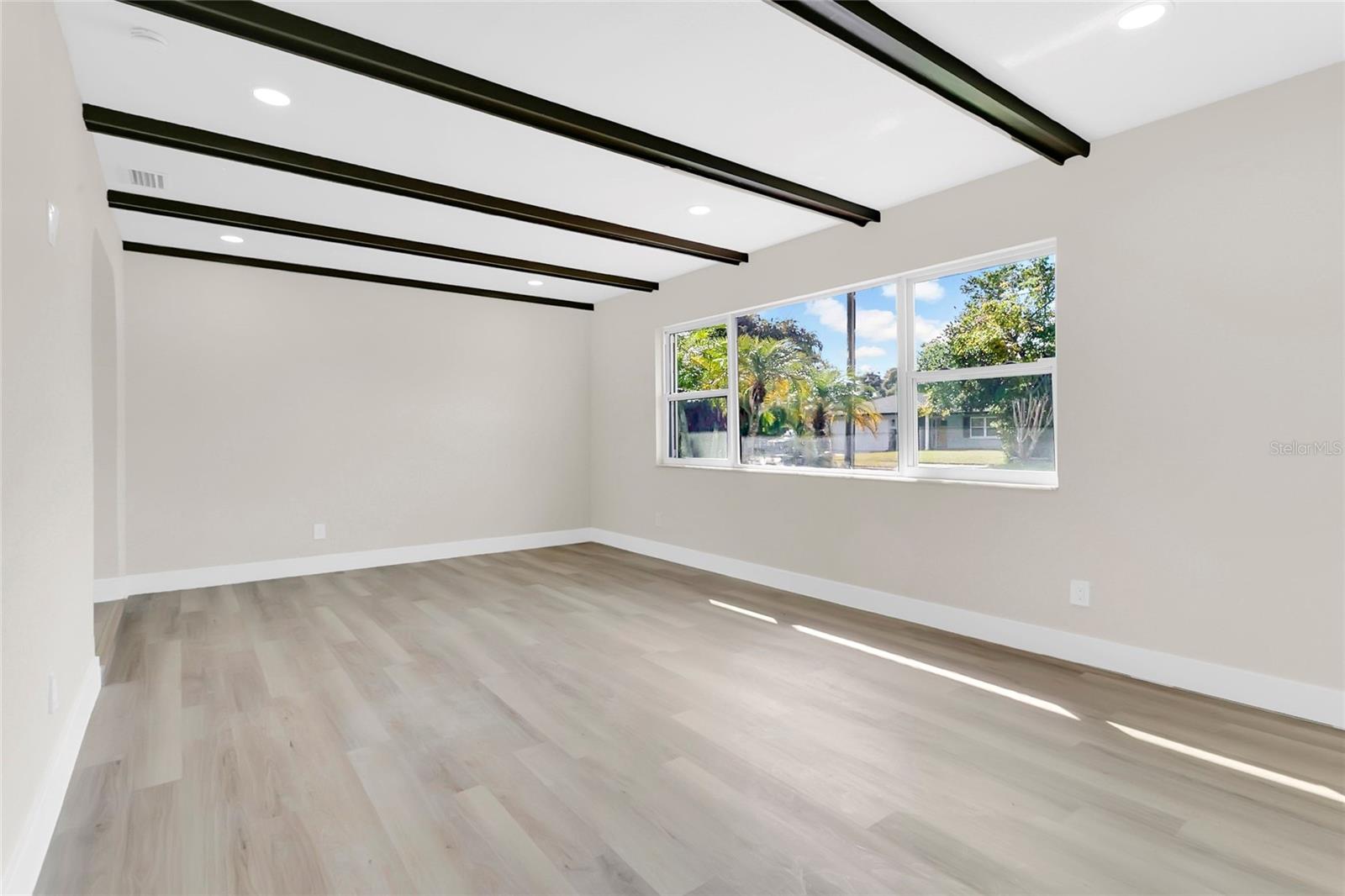 330 Elkhorn Court, FL
