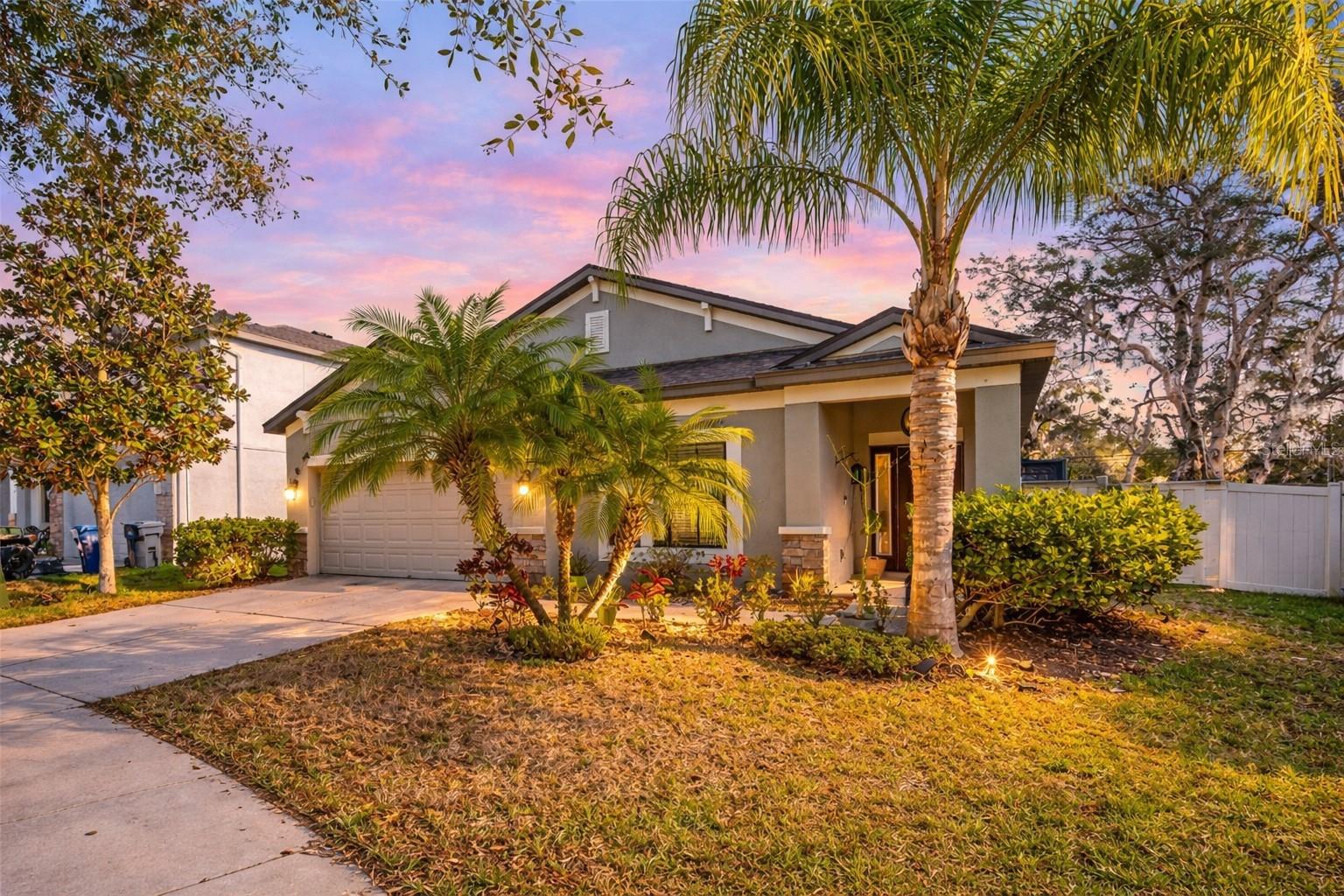 11652 Palmetto Pine St, FL