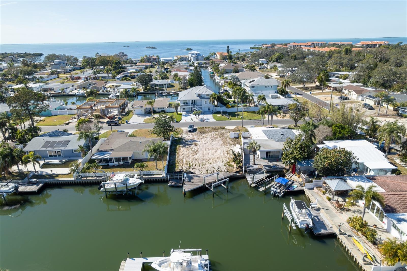 303 Morningside Drive, FL