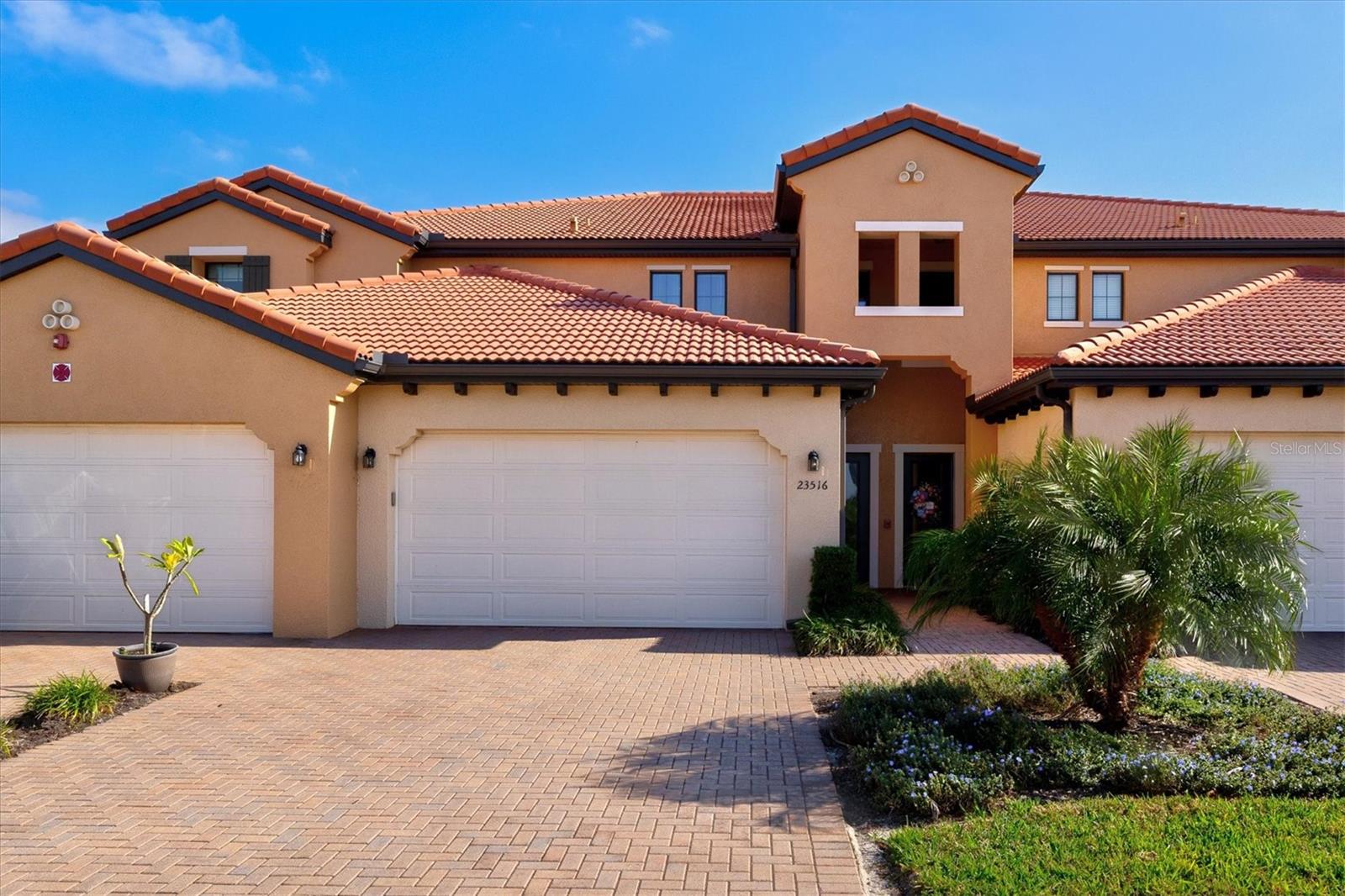 23516 Awabuki Drive, FL