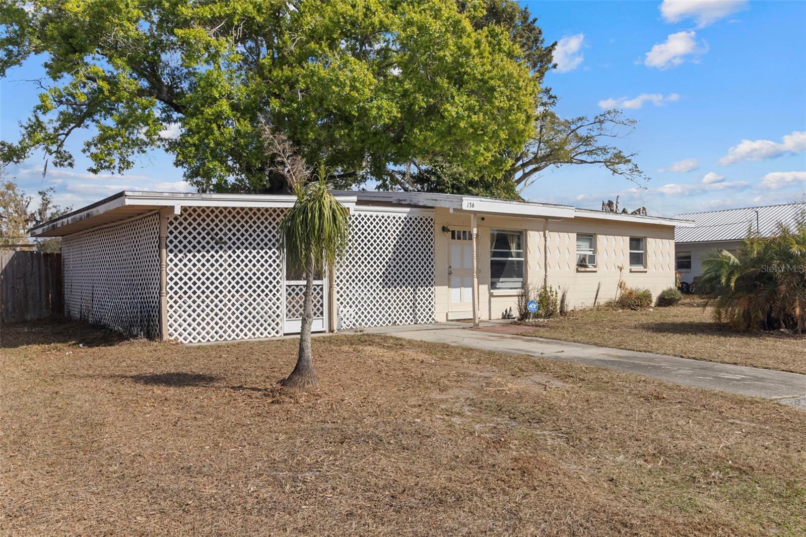 136 Bridle Path, FL