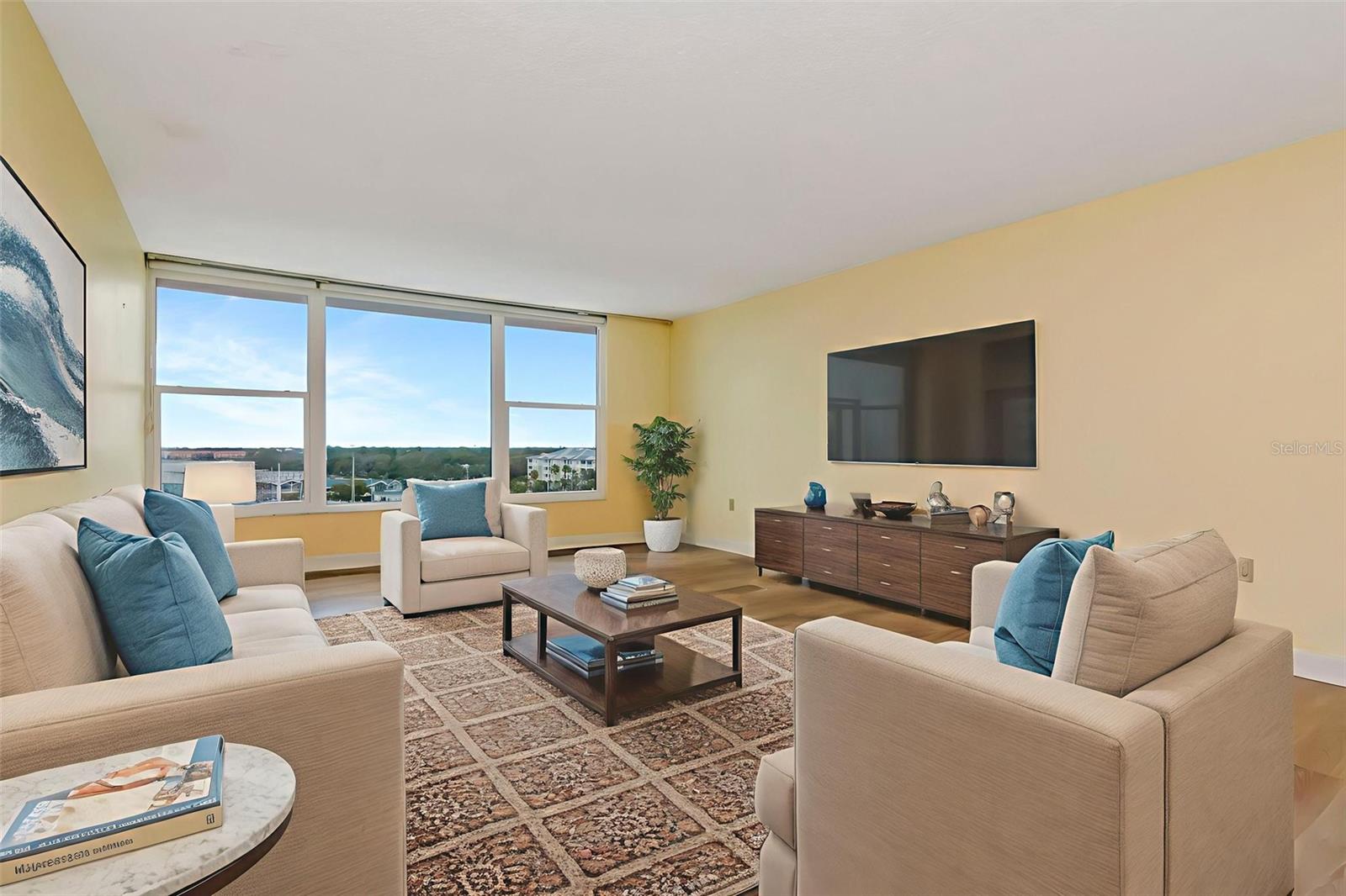 634 Edgewater Drive, FL