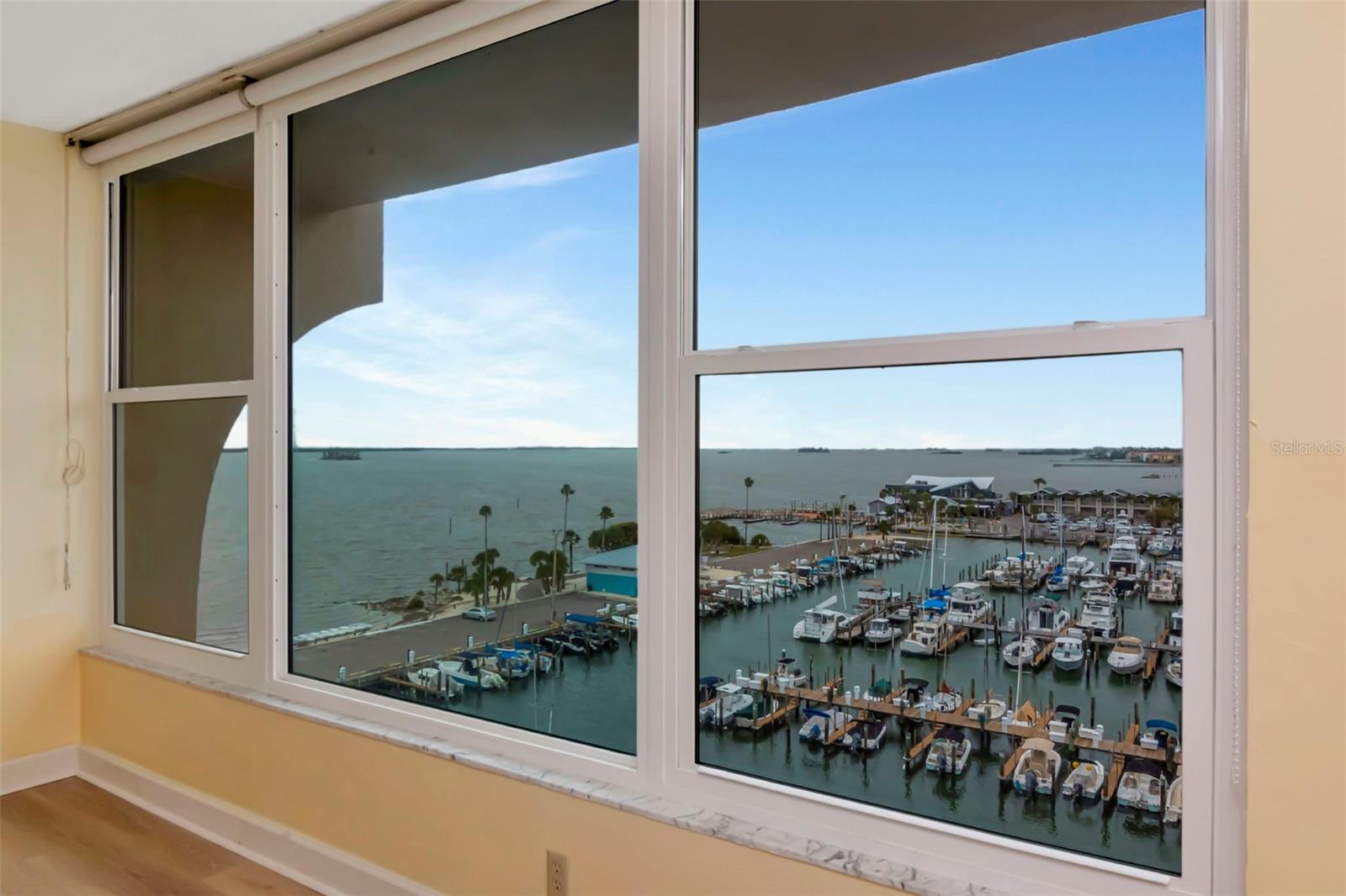 634 Edgewater Drive, FL