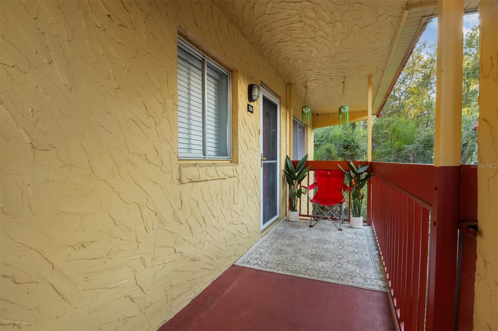 400 El Camino Drive, FL