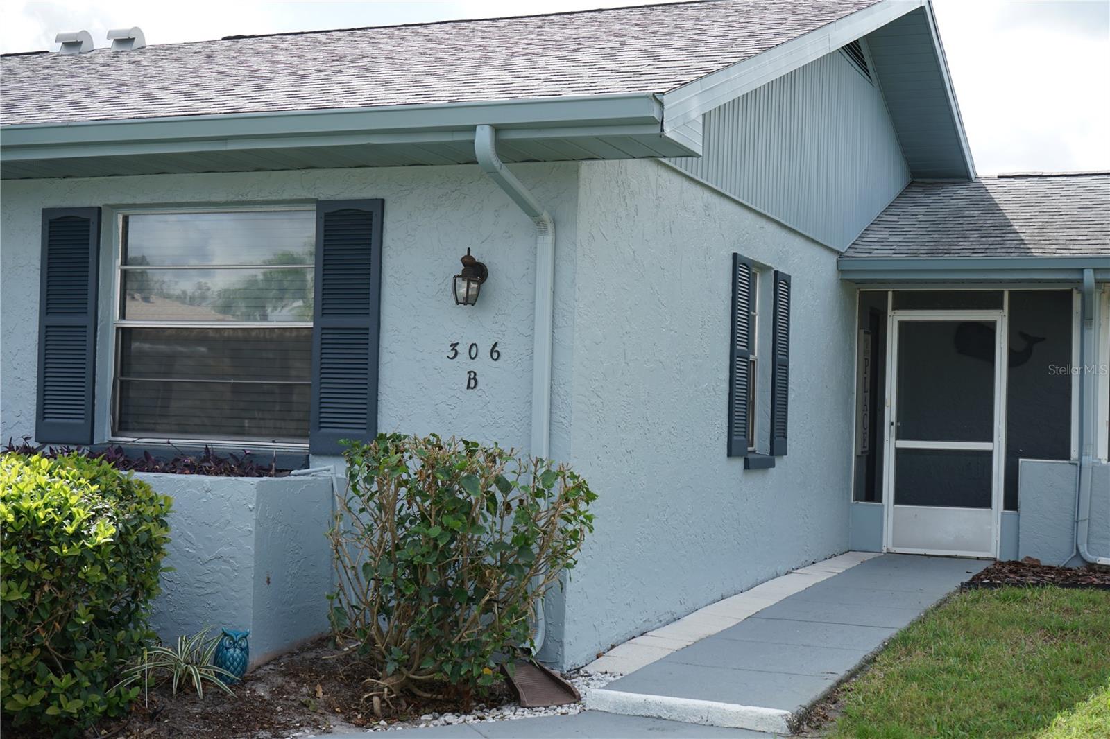 306 B Fowling Ct, FL