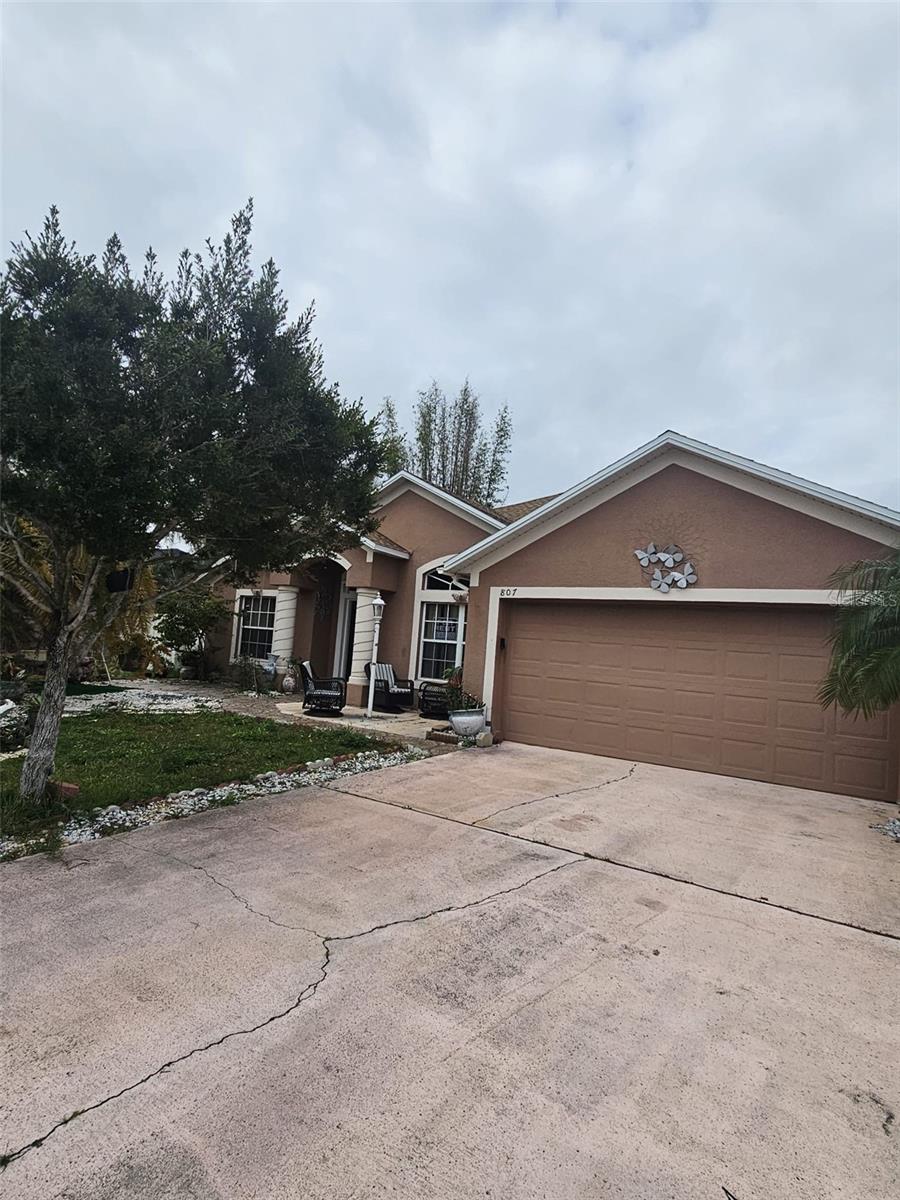 807 Massy Ct, FL