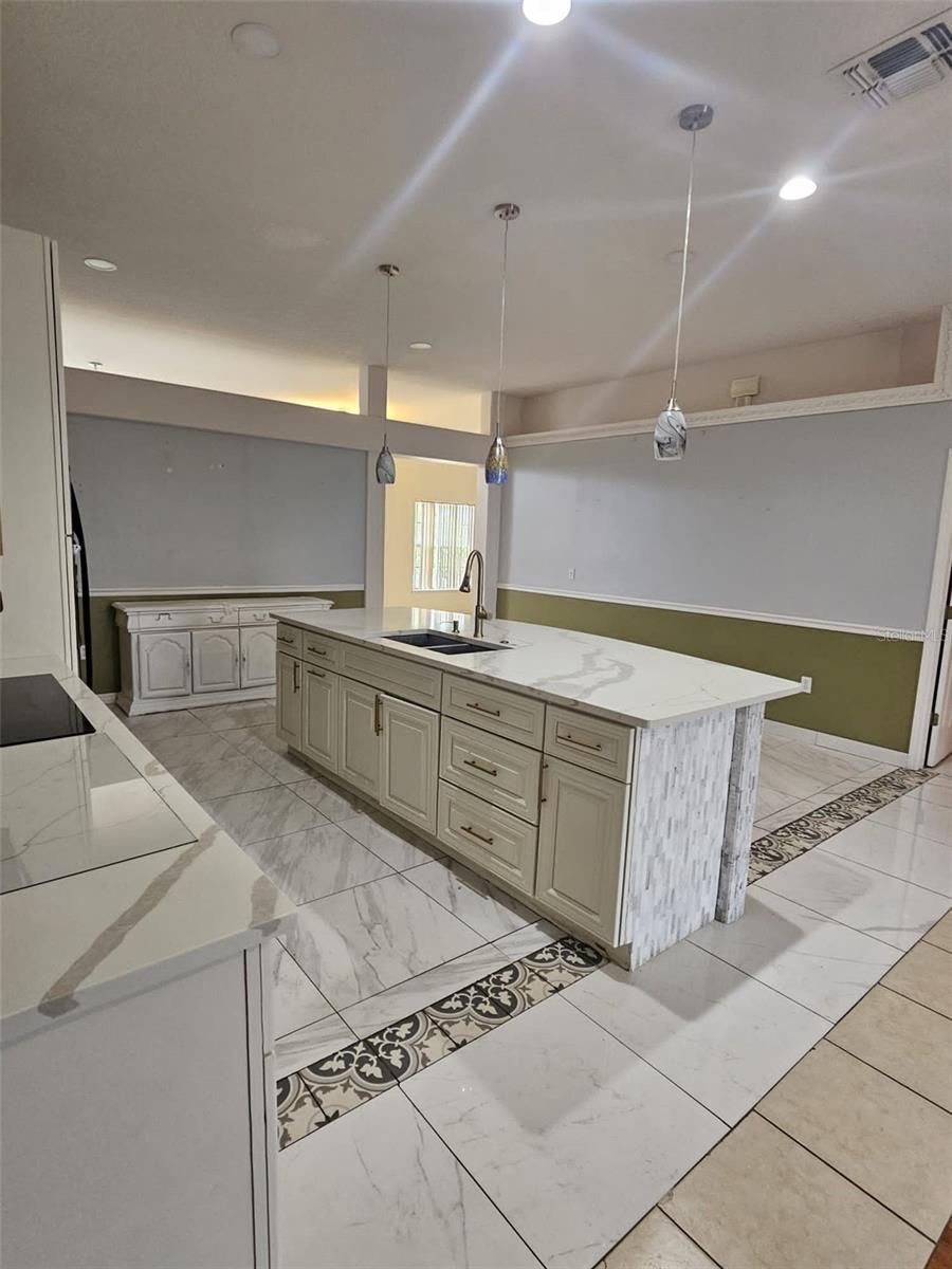 807 Massy Court, FL