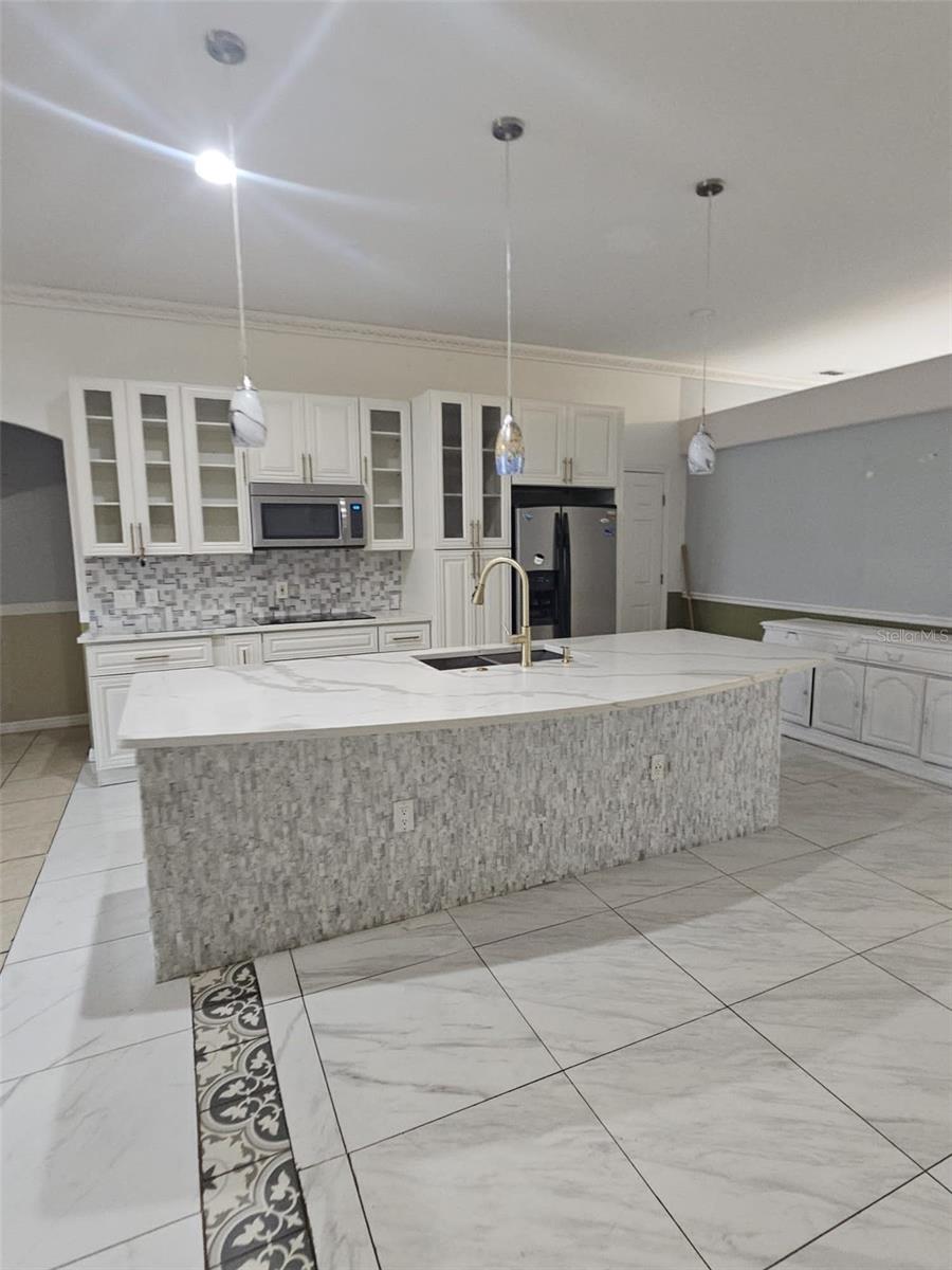 807 Massy Court, FL