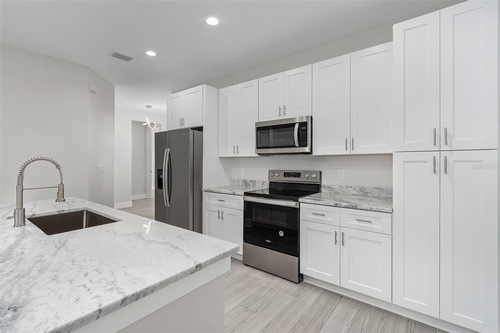 26221 Sandhill Boulevard, FL