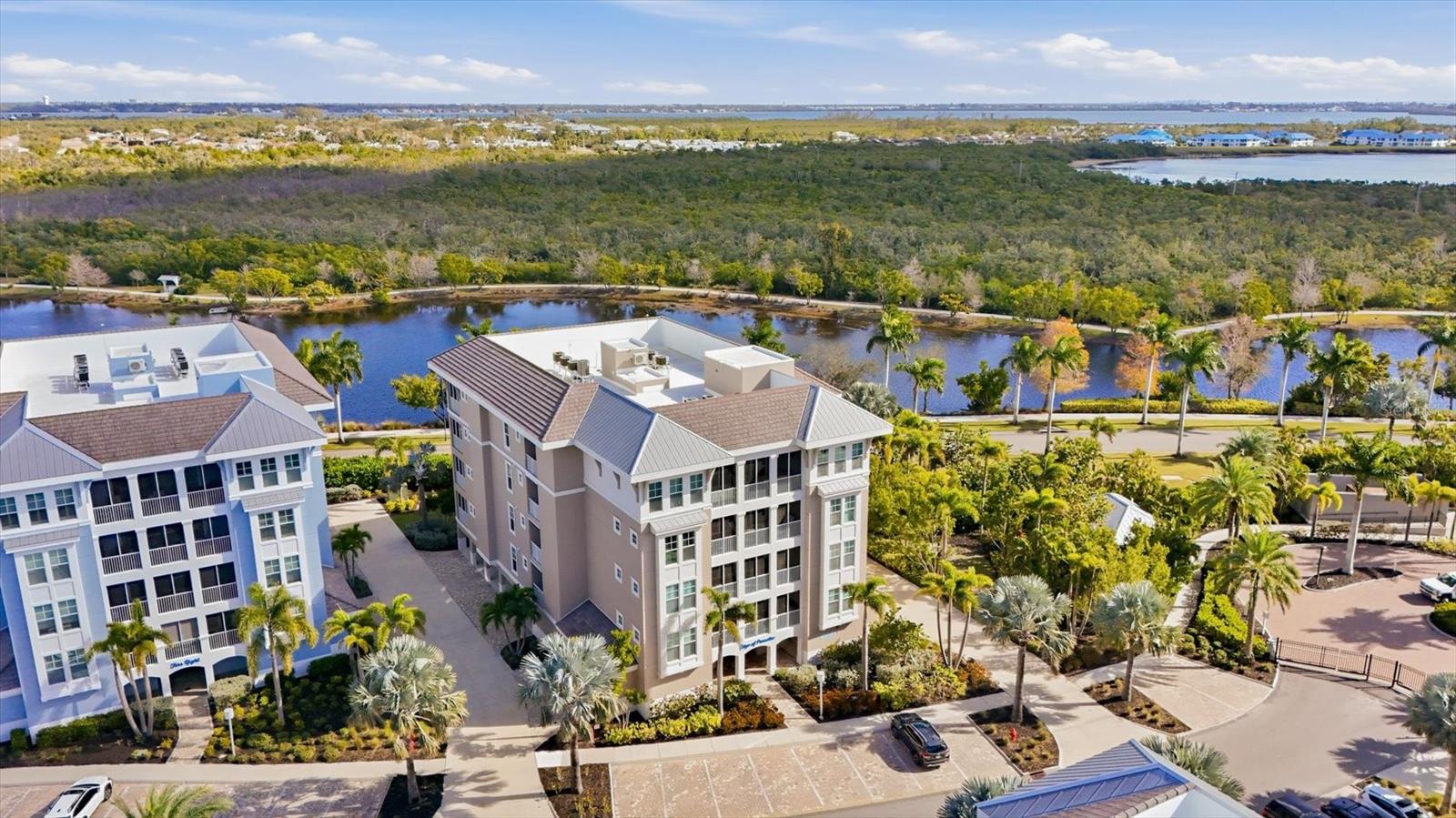 395 Aruba Circle, FL