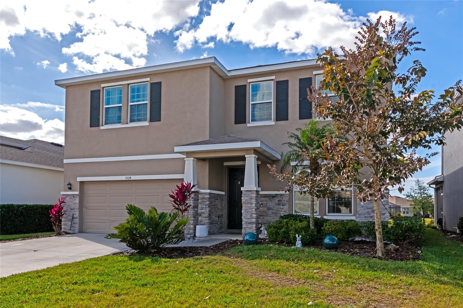 5324 Halewood Court, FL