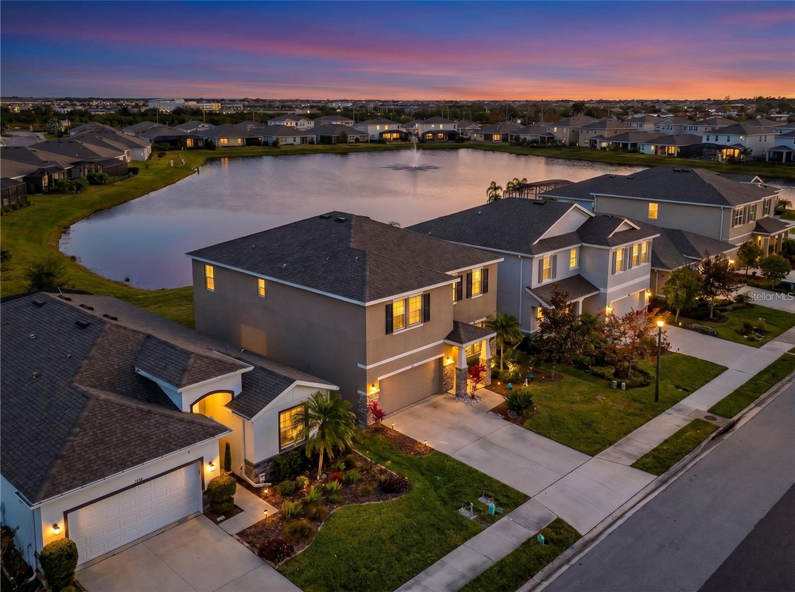 5324 Halewood Court, FL