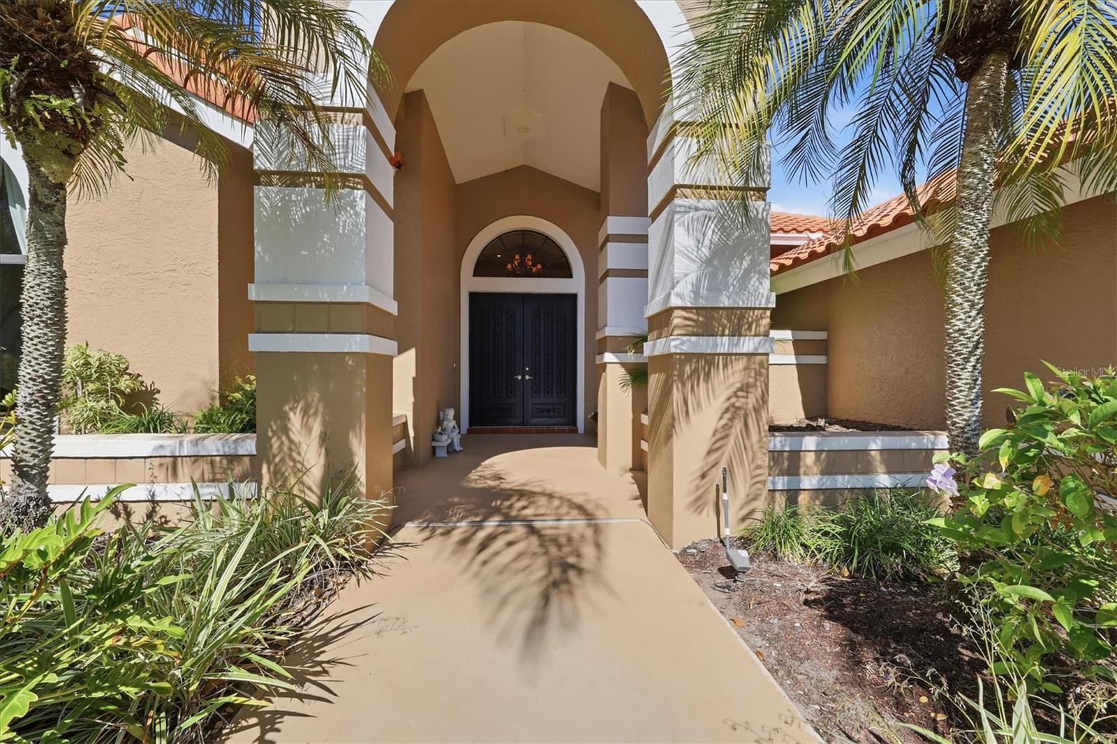 4221 Escondito Circle, FL