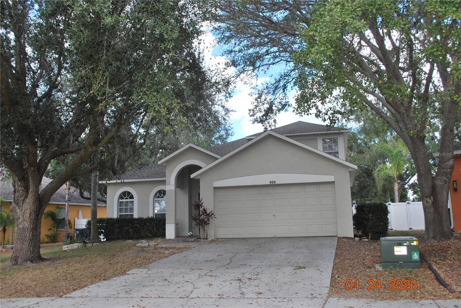 909 Grand Canyon Drive, FL