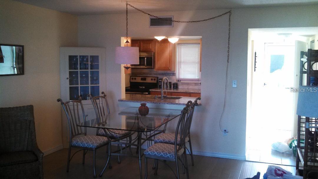 464 Paula Drive, FL