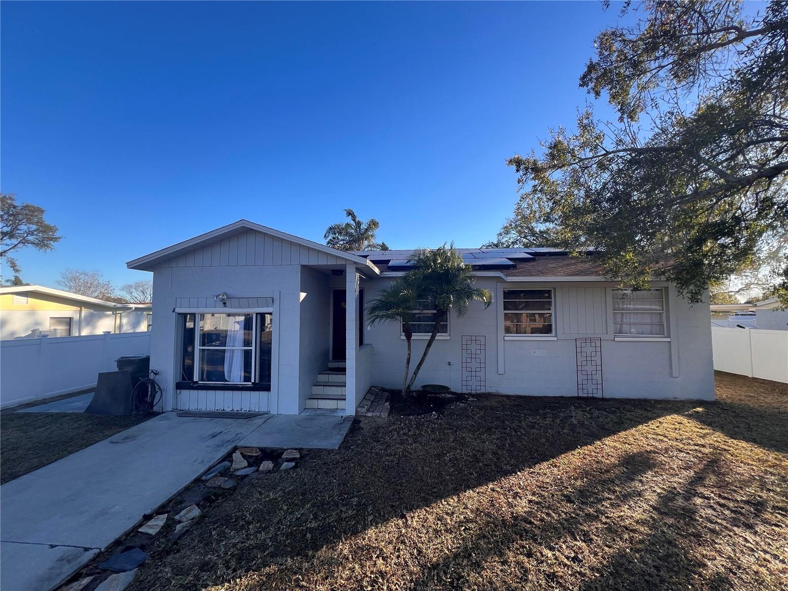 520 Fairhope Drive, FL