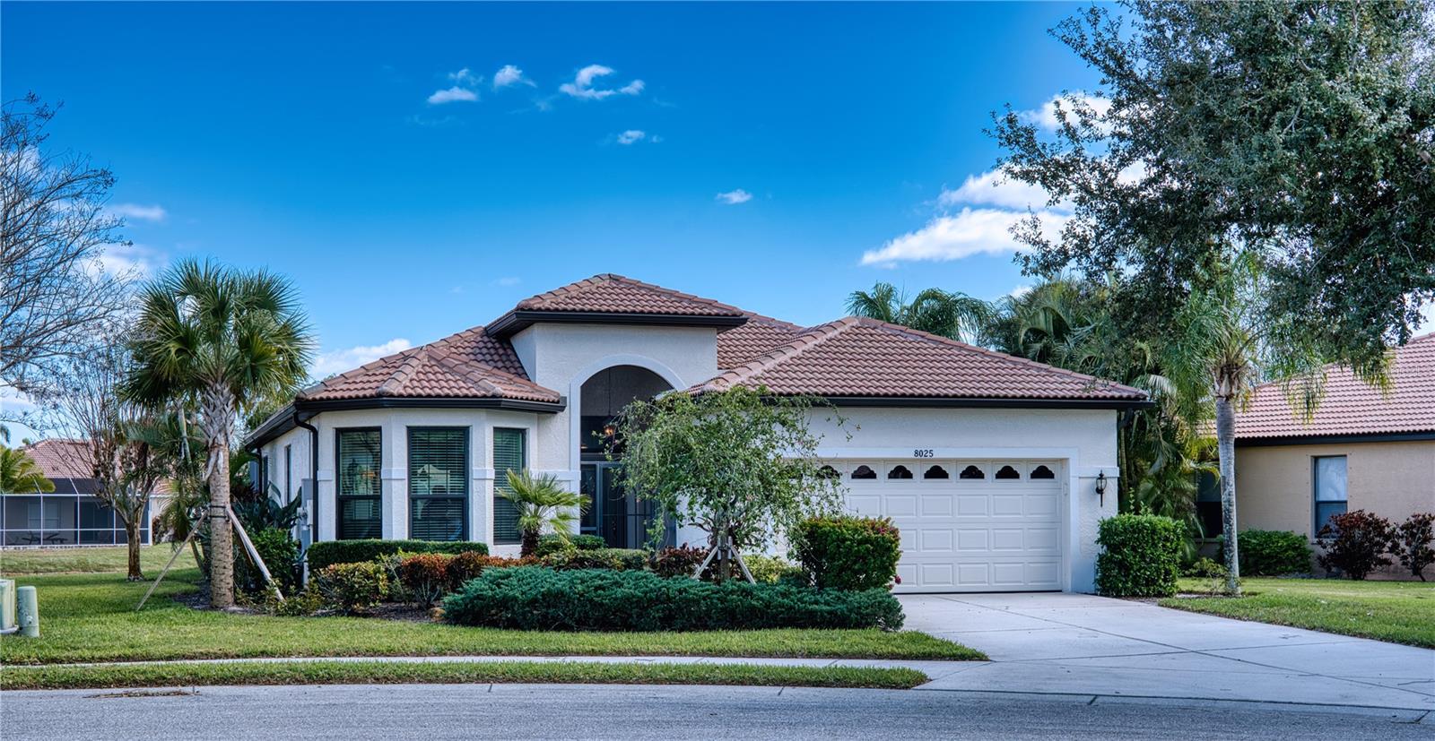 8025 Stirling Falls Cir, FL