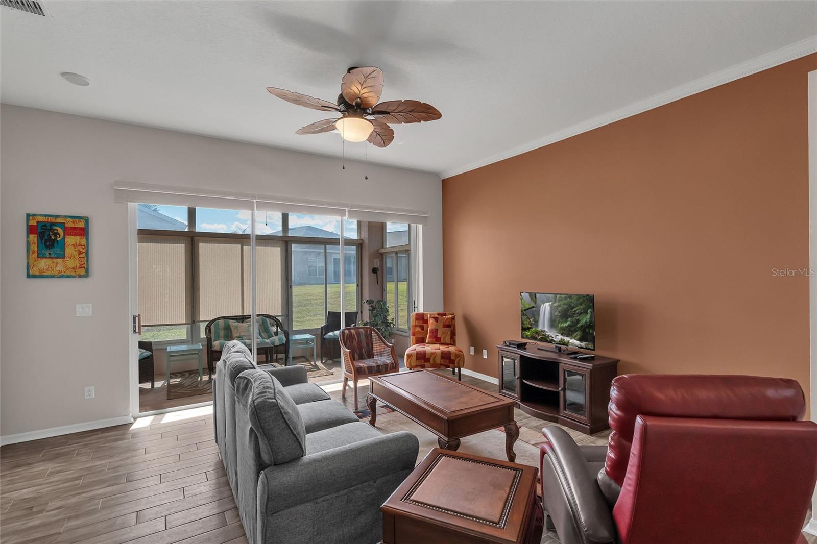 213 High Vista Dr, FL