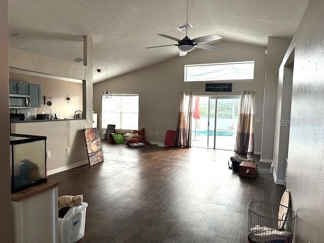 954 Durango Loop Street, FL