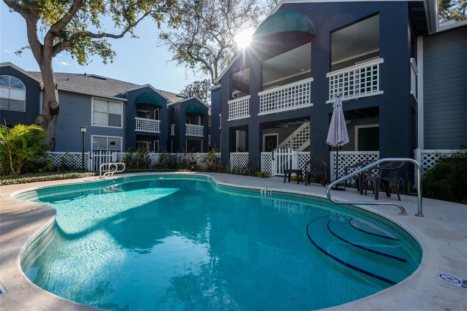 606 Albany Avenue, FL