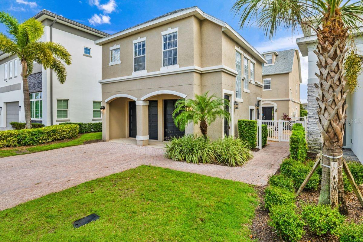1525 Corolla Court, FL
