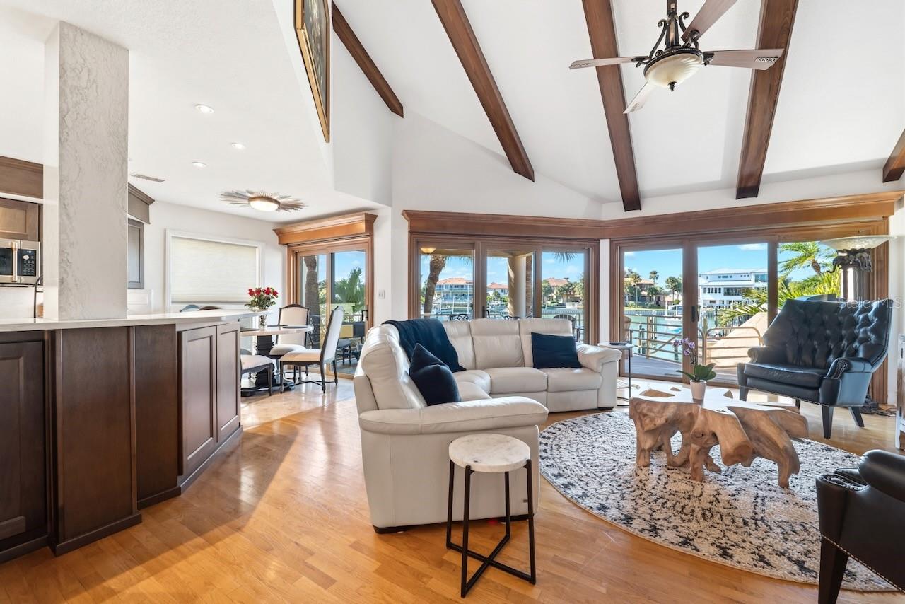 740 Pinellas Bayway, FL