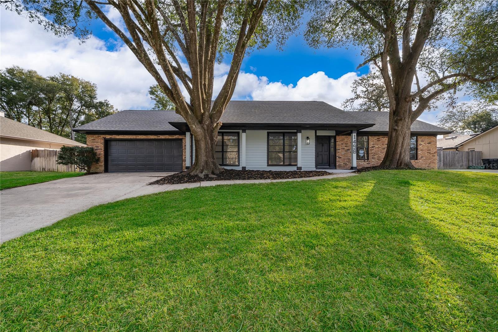 1498 Grace Lake Cir, FL