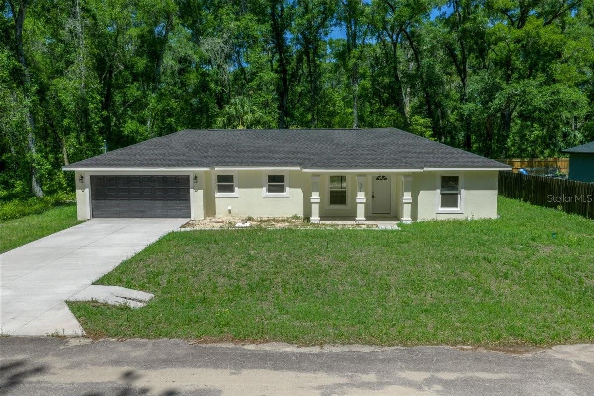 11 Sequoia Loop Pl, FL