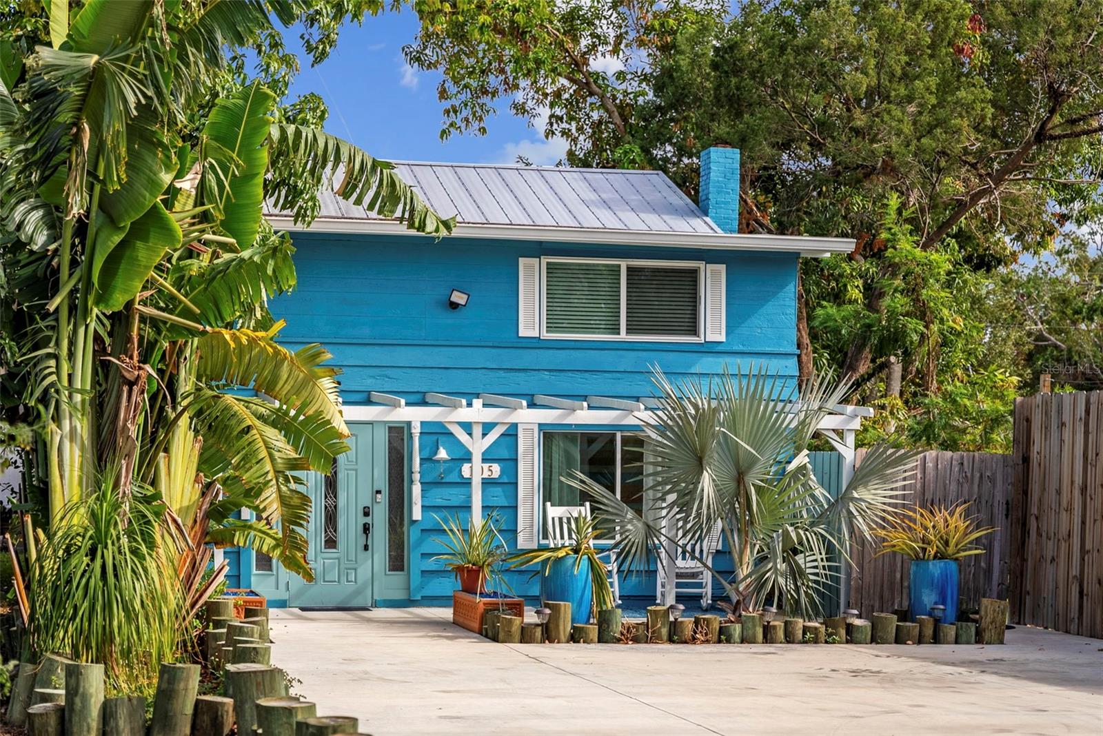 105 Tucker Avenue, FL